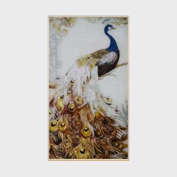 臣萱全屋配画-珐琅彩画-金翎孔雀