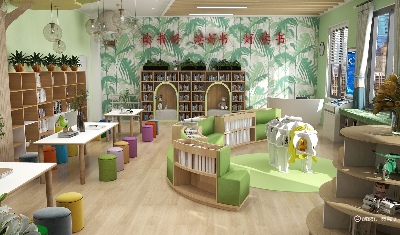 这是一间充满生机与活力的阅读空间，整体设计风格以绿色为主，搭配原木色的家具，让人感觉舒适自然。阅读区的墙面以绿色的棕榈叶为背景，上面写着红色的“阅读”字样，正中间设有一个大书架，书架上整齐的摆放着各种书籍，阅读区前方则是一排原木色的桌椅，每个桌子上都放有一台白色电脑，桌面上摆放着一些植物，看起来非常有趣。阅读空间的一角还有一个小型的植物角，里面摆放了一些绿植，角落里还有一只白色毛绒大象，看起来非常可爱。整个阅读空间的设计既充满了童趣，又非常实用，是一个非常适合孩子阅读和学习的地方。